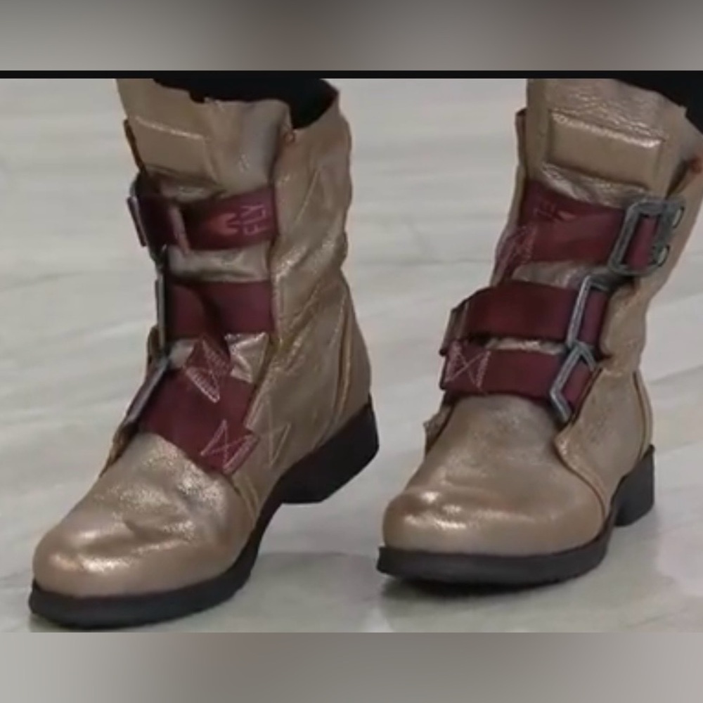 NWT Fly London, Stif metallic boot, size 42. SUPER COOL! - Picture 8 of 9